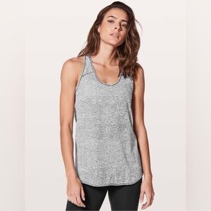 Lululemon Essential Tank Top Sheer Luon Pebble Jacquard White Black Size 8 Women